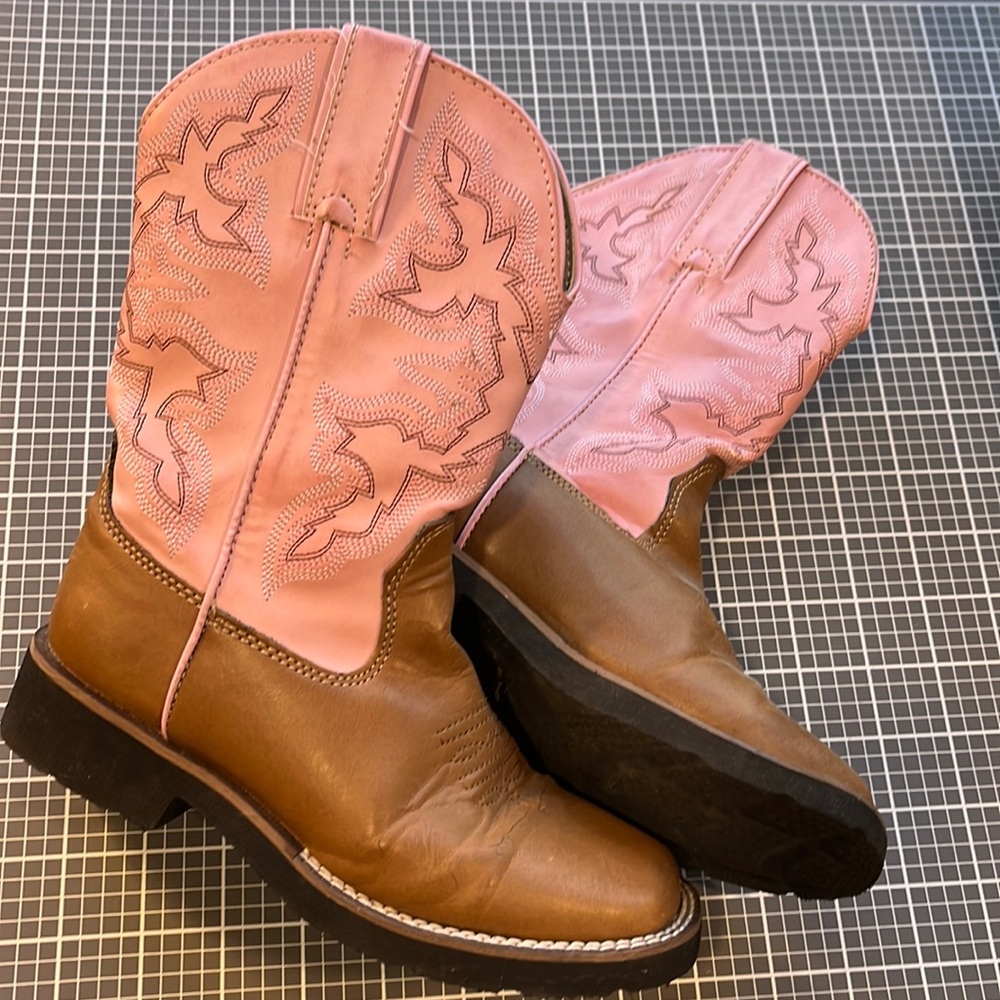 Kids ROPERS pink and brown size US13